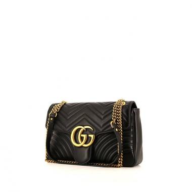 Sac bandoulière Gucci GG Marmont grand modèle en cuir matelassé noir