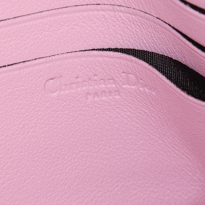 Sac à main Dior Miss Dior en cuir verni matelassé rose-pale - Detail D3