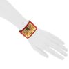 Hermes Médor cuff bracelet in gold plated and alligator - Detail D1 thumbnail