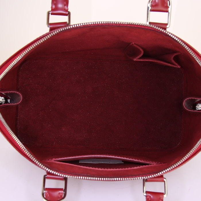 Louis Vuitton Alma handbag in red epi leather - Detail D2