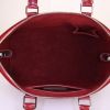 Louis Vuitton Alma handbag in red epi leather - Detail D2 thumbnail