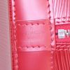 Louis Vuitton Alma handbag in red epi leather - Detail D3 thumbnail