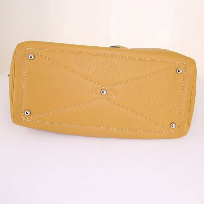 Borsa Victoria in pelle togo giallo senape - Detail D4