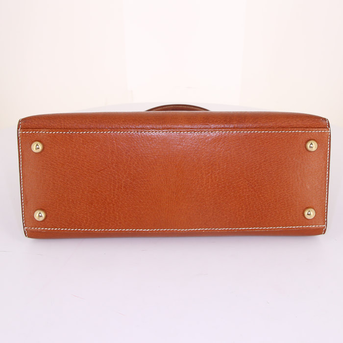 Hermès Dalvy handbag in gold Pecari leather - Detail D4