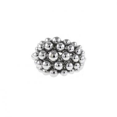 Boucheron Grains de Raisins large model ring in white gold