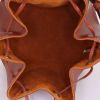 Louis Vuitton petit Noé small model shopping bag in brown epi leather - Detail D2 thumbnail