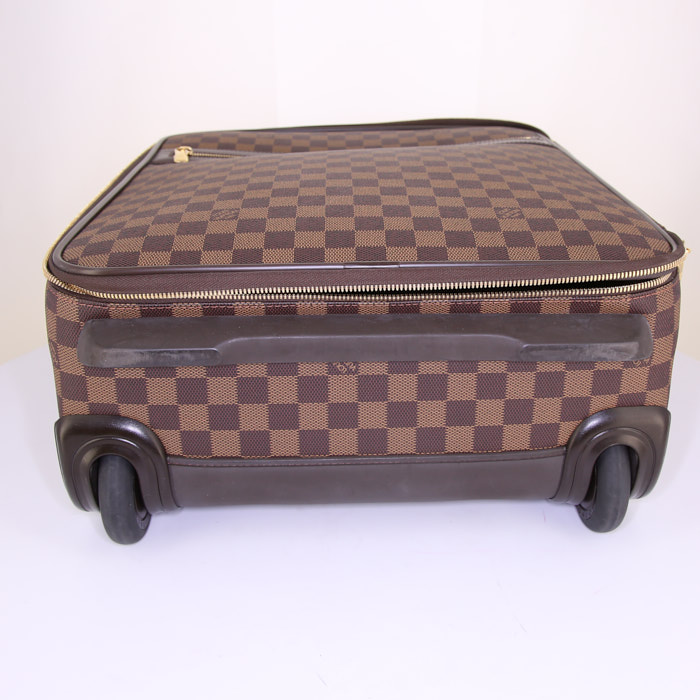 Valise souple Louis Vuitton Pegase en toile damier enduite marron et cuir glacé marron - Detail D5