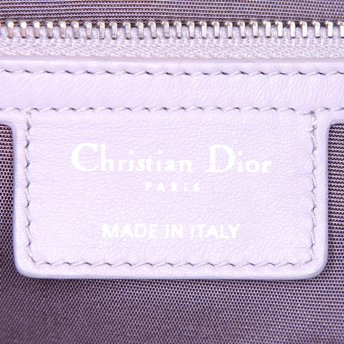 Bolso bandolera Dior Granville modelo mediano en cuero gris - Detail D4