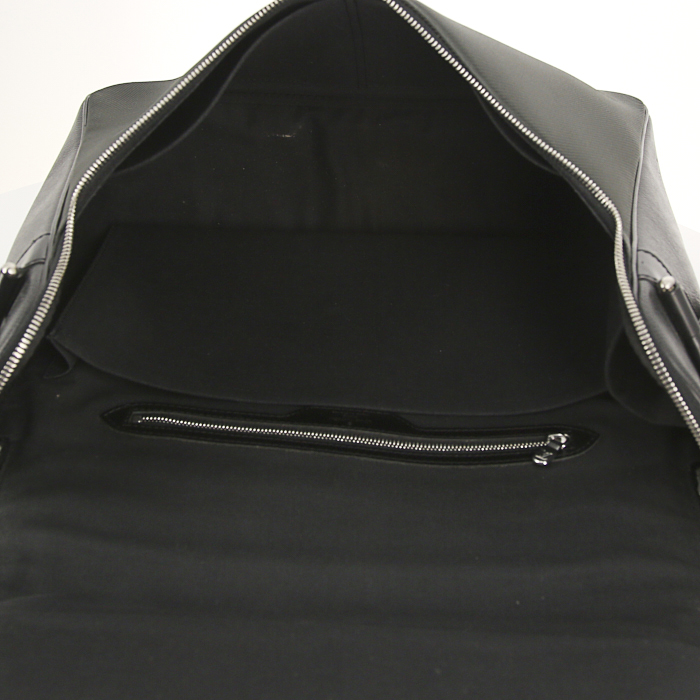 Borsa a tracolla Louis Vuitton Taimyr in pelle taiga nera e tela nera - Detail D2