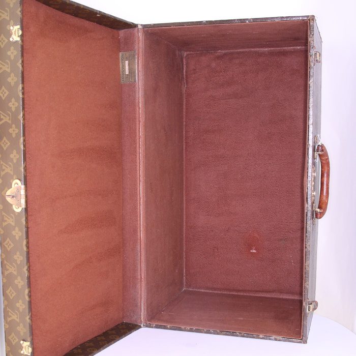 Louis Vuitton trunk in brown monogram canvas and natural leather - Detail D3