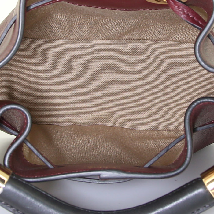 Chloé Gala shoulder bag in burgundy leather - Detail D3