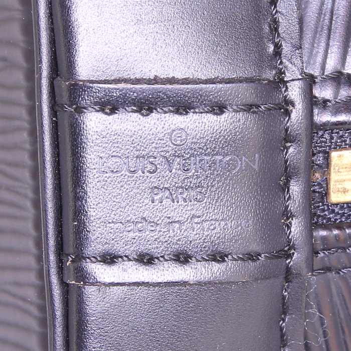 Louis Vuitton Alma small model handbag in black epi leather - Detail D3