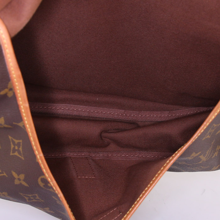 Louis Vuitton Saumur medium model shoulder bag in monogram canvas and natural leather - Detail D3