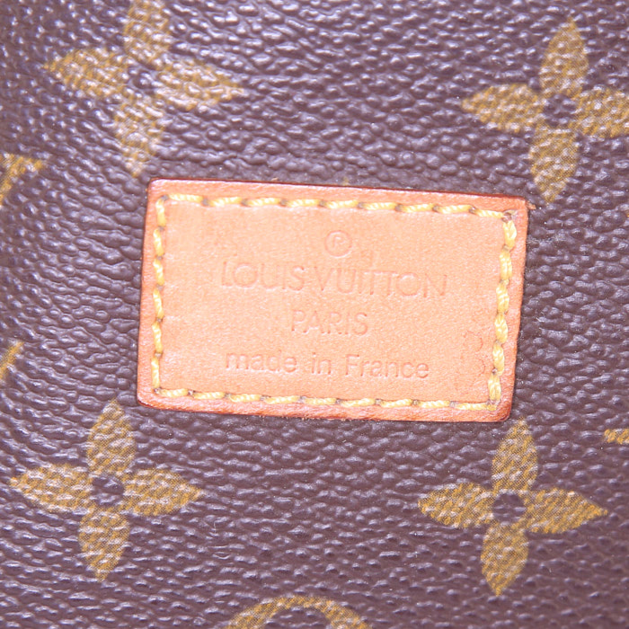 Louis Vuitton Saumur medium model shoulder bag in monogram canvas and natural leather - Detail D4
