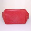 Louis Vuitton petit Noé handbag in red epi leather - Detail D4 thumbnail