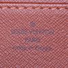 Porta-documentos Louis Vuitton Conseiller en lona Monogram revestida marrón y cuero natural - Detail D3 thumbnail
