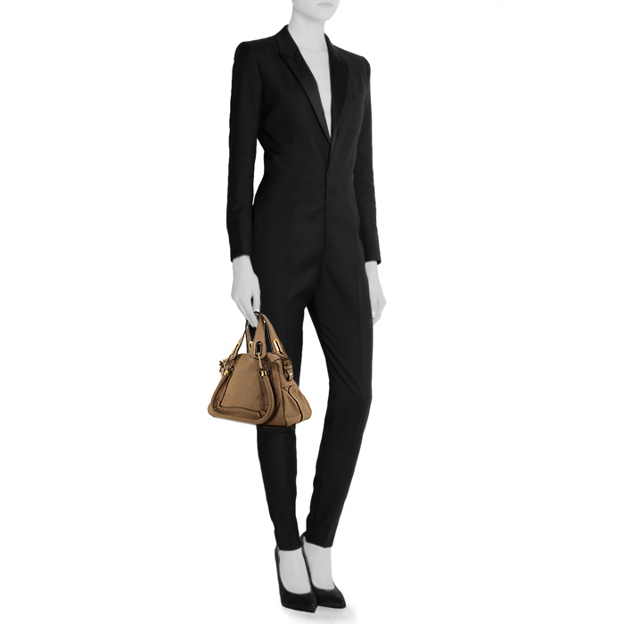 Chloé Paraty small model handbag in beige leather - Detail D1