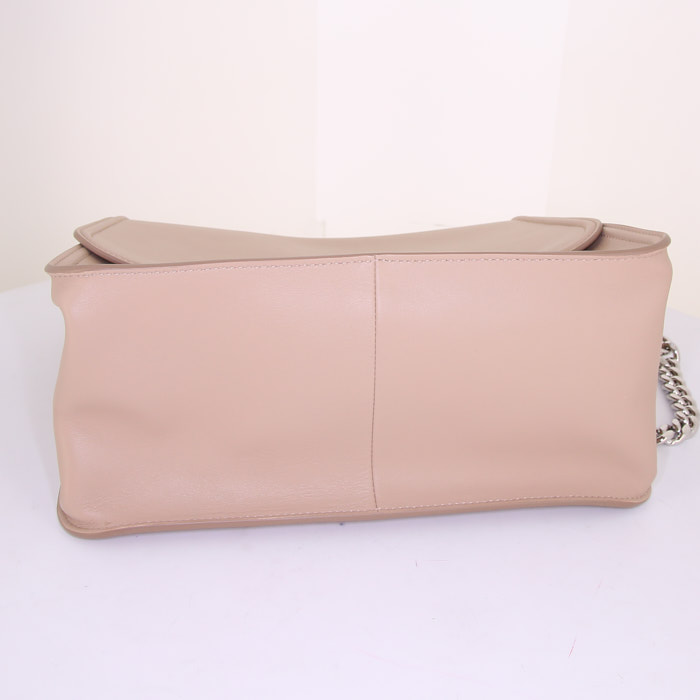 Bolso de mano Tod's Double T modelo grande en cuero beige - Detail D4