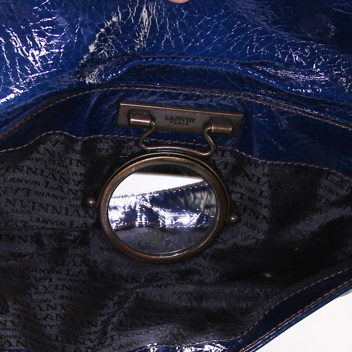 Lanvin handbag in blue patent leather - Detail D3