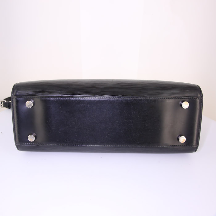 Louis Vuitton Brea large model handbag in black epi leather - Detail D5