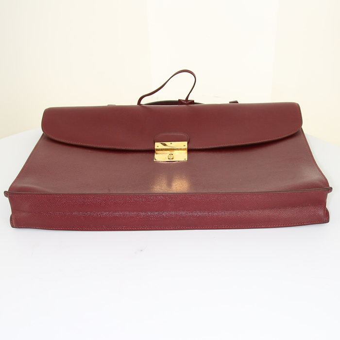 Sac Hermès en cuir Courchevel bordeaux - Detail D4