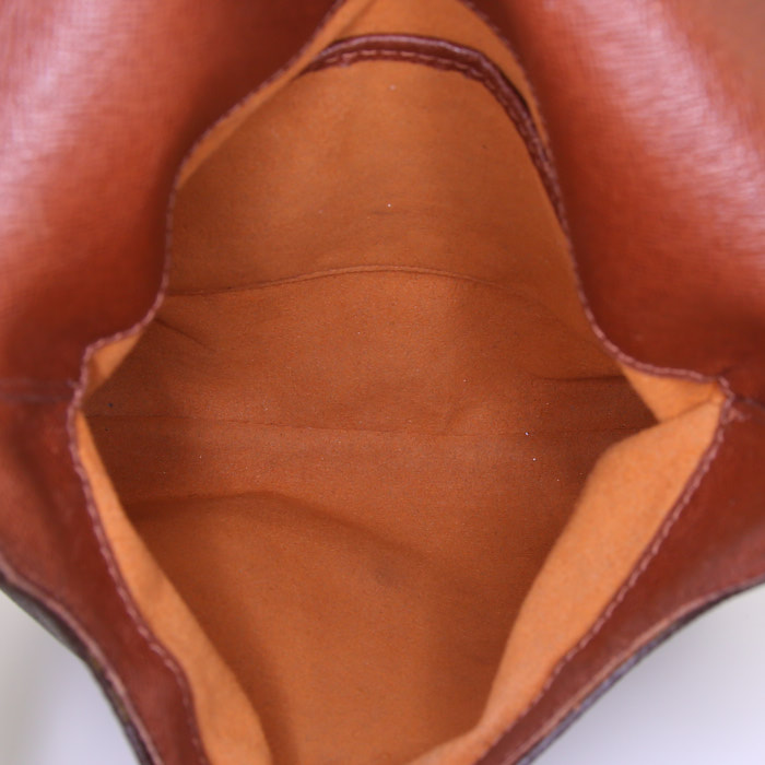 Sac bandoulière Louis Vuitton Musette Salsa petit modèle en toile monogram marron et cuir naturel - Detail D2