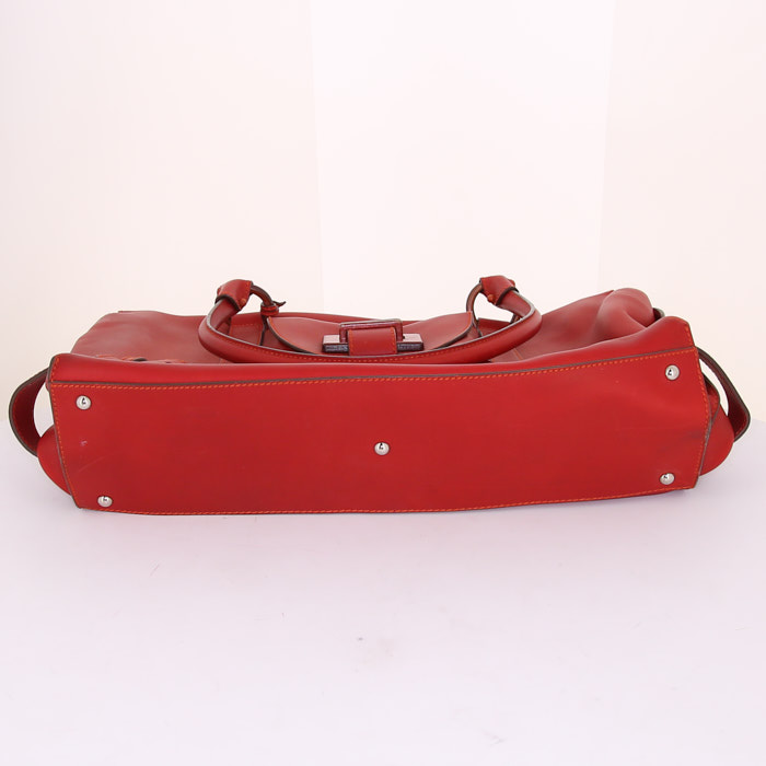 Bolso de shopping Salvatore Ferragamo en cuero rojo - Detail D4