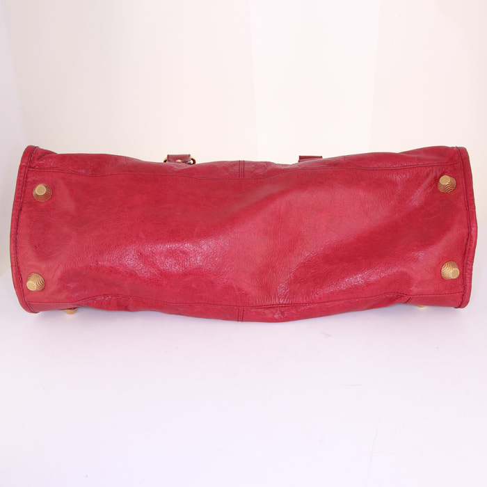 Balenciaga Classic City 24 hours bag in red leather - Detail D4