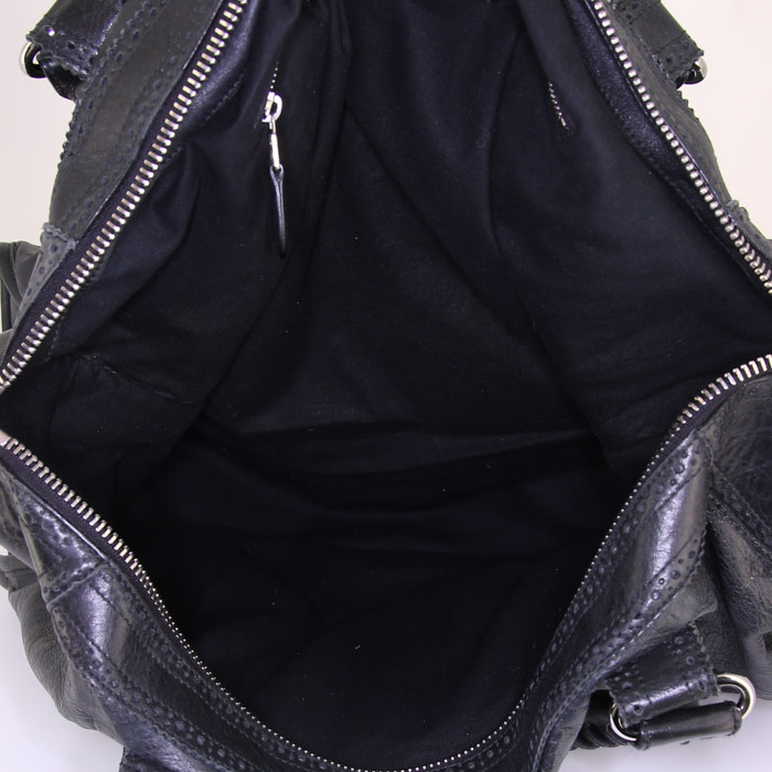Balenciaga 24 hours bag in black leather - Detail D2