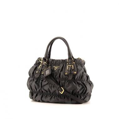 Bolso para llevar al hombro o en la mano Prada Gaufre en lona acolchada gris y cuero gris