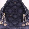 Sac bandoulière Chanel Petit Shopping en toile matelassée noire - Detail D3 thumbnail