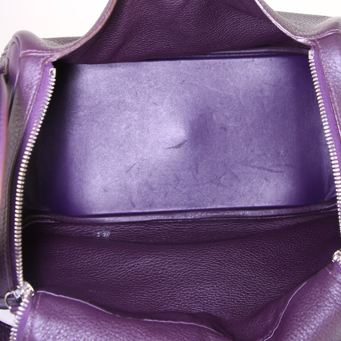 Borsa da spalla o a mano Hermès Lindy 30 cm in pelle togo viola Raisin - Detail D2