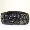 Prada Gaufre handbag in black patent leather - Detail D4 thumbnail
