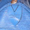 Louis Vuitton Keepall 45 travel bag in blue epi leather - Detail D3 thumbnail
