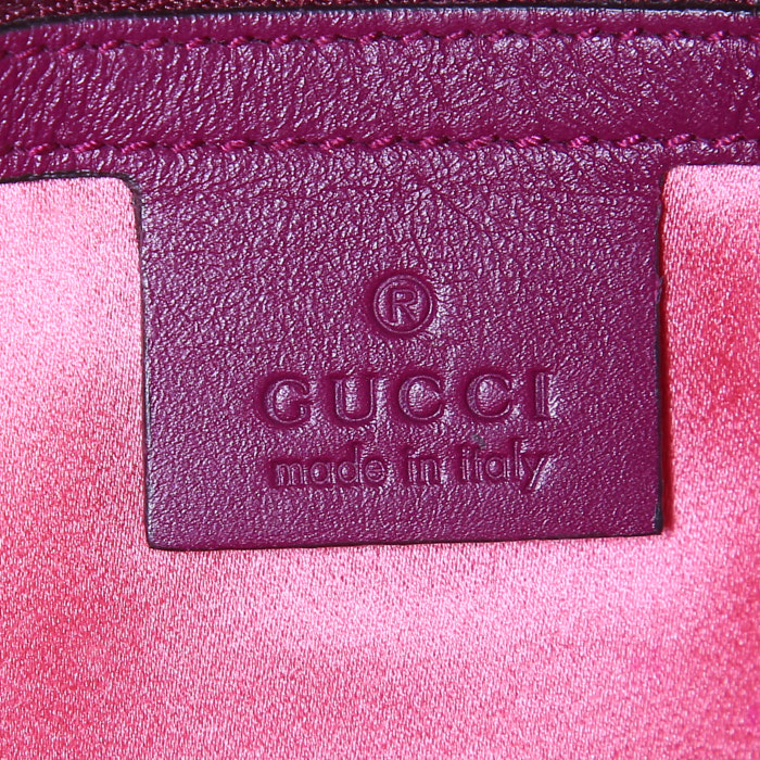 Gucci GG Marmont shoulder bag in purple quilted velvet - Detail D4