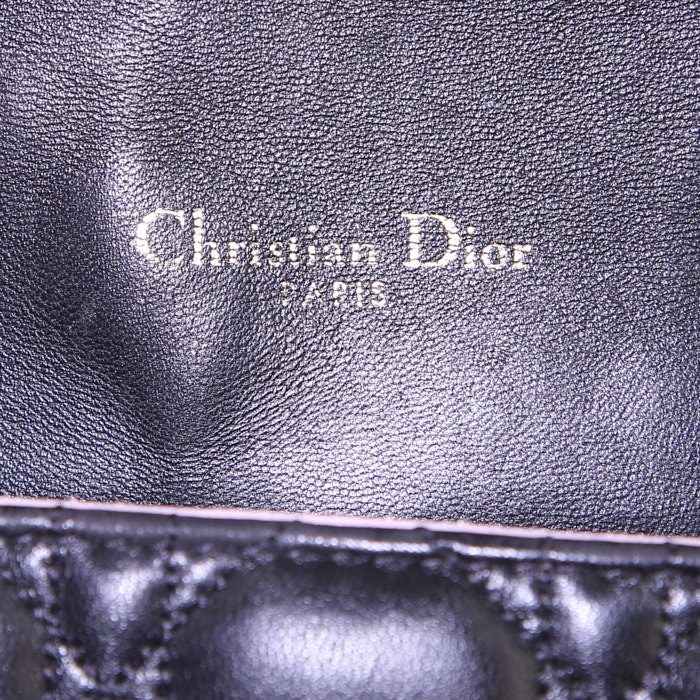 Sac bandoulière Dior Miss Dior en cuir noir - Detail D3