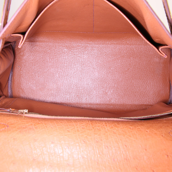 Hermes Kelly 28 cm handbag in gold ostrich leather - Detail D3