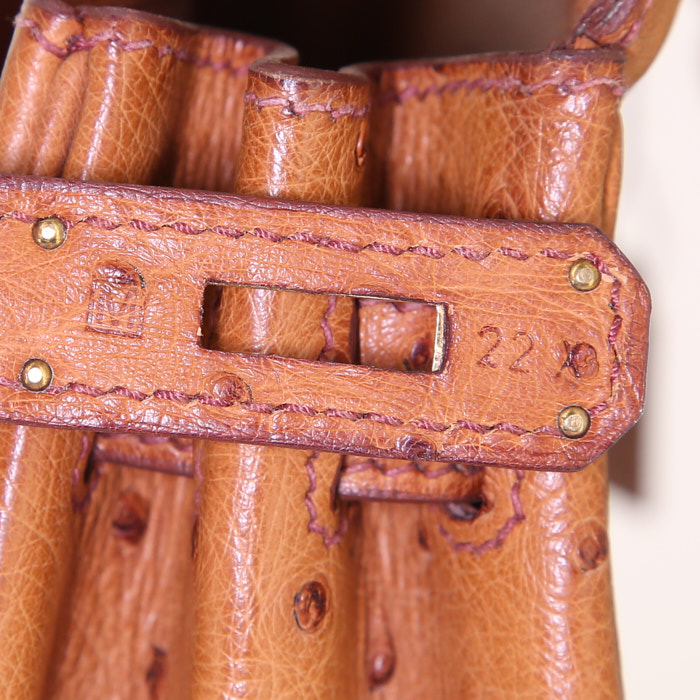 Borsa Hermes Kelly 28 cm in struzzo gold - Detail D5