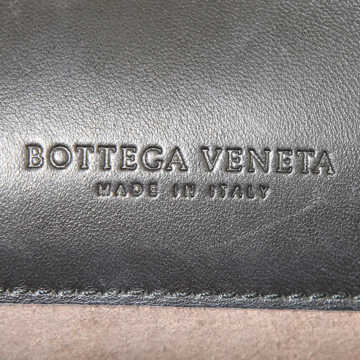 Bottega Veneta Olimpia handbag in black braided leather - Detail D3