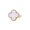 Van Cleef & Arpels Magic Alhambra ring in yellow gold and mother of pearl - 00pp thumbnail