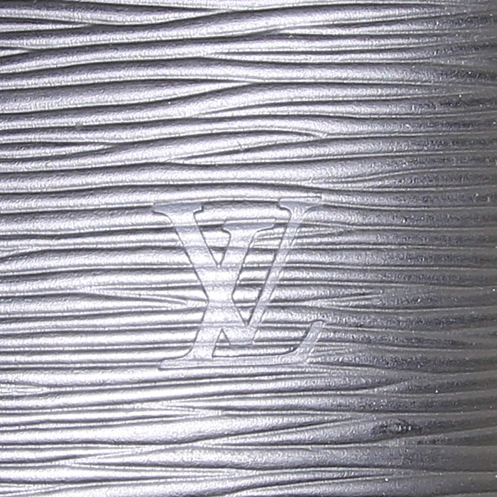Sac à main Louis Vuitton Alma en cuir épi noir - Detail D3