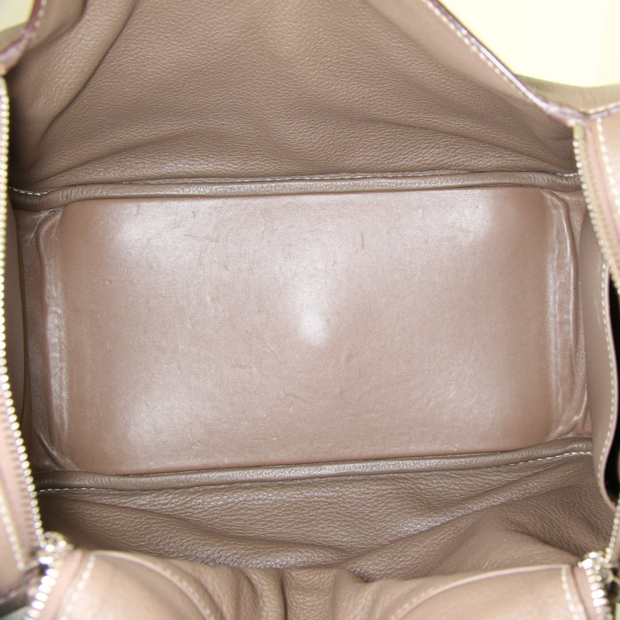 Hermes Lindy 30 handbag in etoupe togo leather - Detail D2