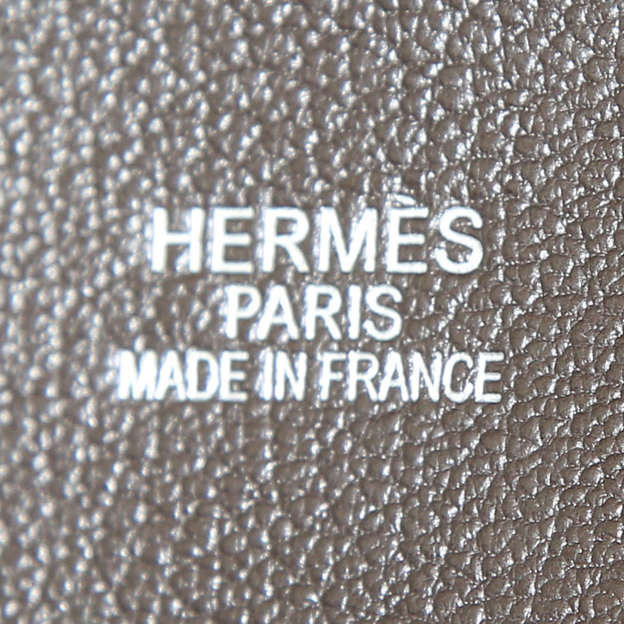 Bolso bandolera Hermes Jypsiere 34 cm en cuero togo marrón - Detail D3