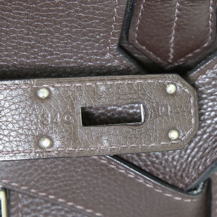 Bolso bandolera Hermes Jypsiere 34 cm en cuero togo marrón - Detail D4