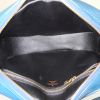 Louis Vuitton Jeune Fille shoulder bag in blue epi leather - Detail D2 thumbnail