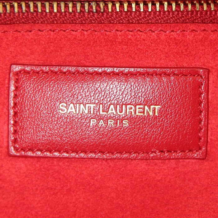 Sac à main Saint Laurent Sac de jour grand modèle en cuir rouge - Detail D3