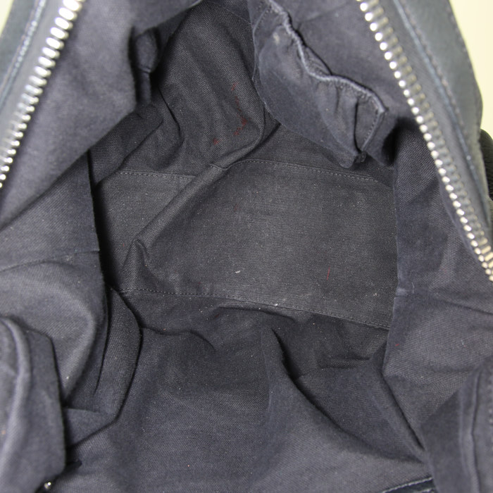 Givenchy Nightingale handbag in black grained leather - Detail D3