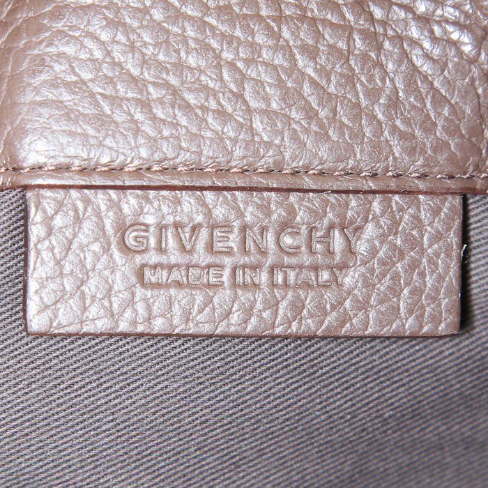 Pochette Givenchy Antigona in pelle martellata marrone cioccolato - Detail D3