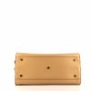 Bolso de mano Saint Laurent Sac de jour modelo pequeño en cuero beige - Detail D5 thumbnail