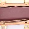 Louis Vuitton Brea handbag in pink monogram patent leather and natural leather - Detail D3 thumbnail